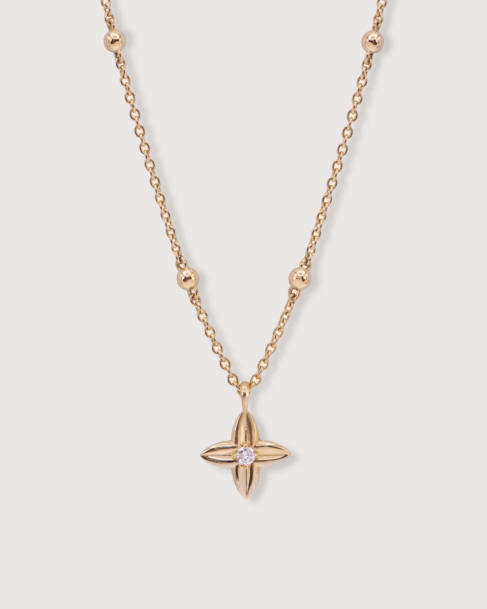 The Flora Necklace Gold