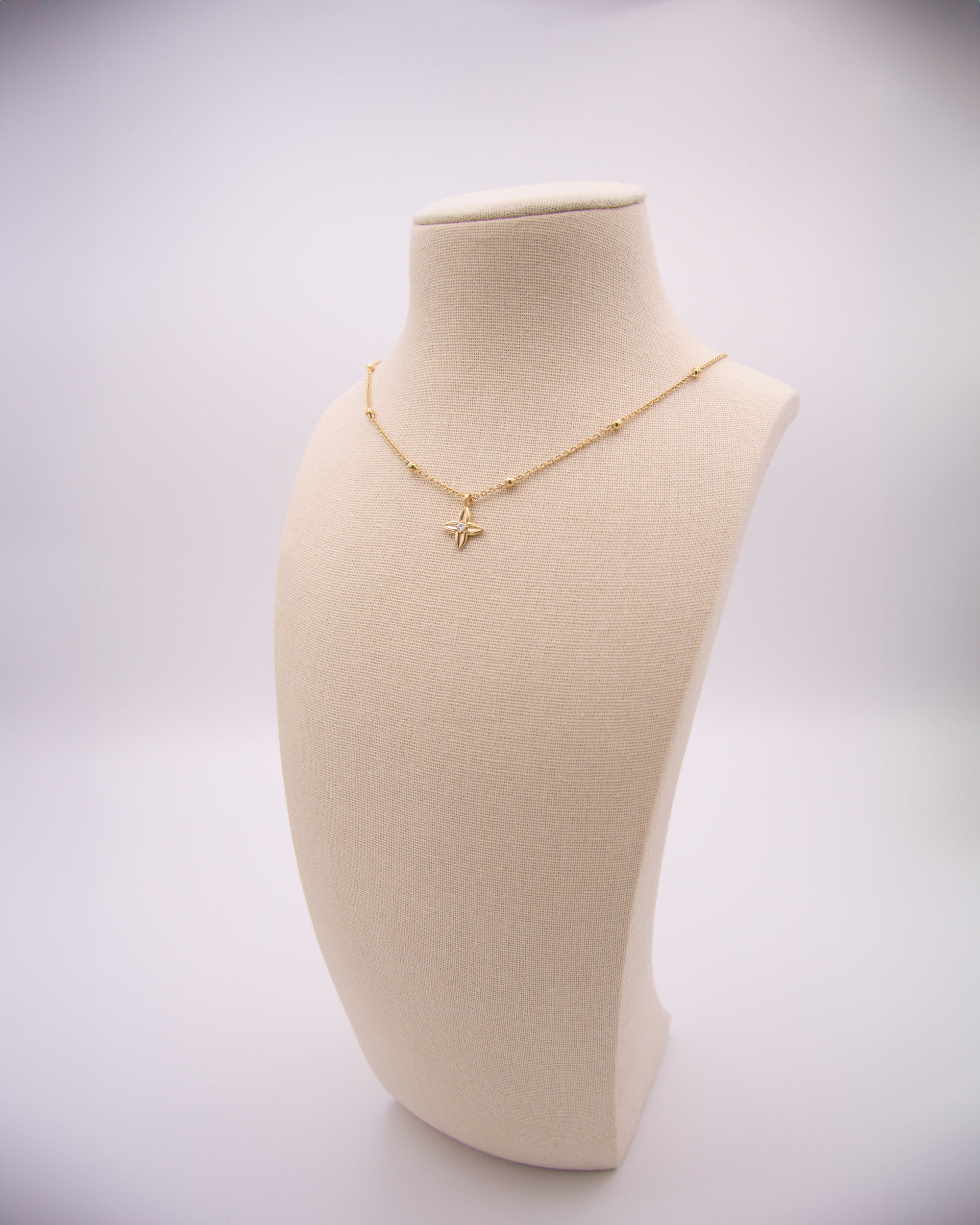 The Flora Necklace Gold