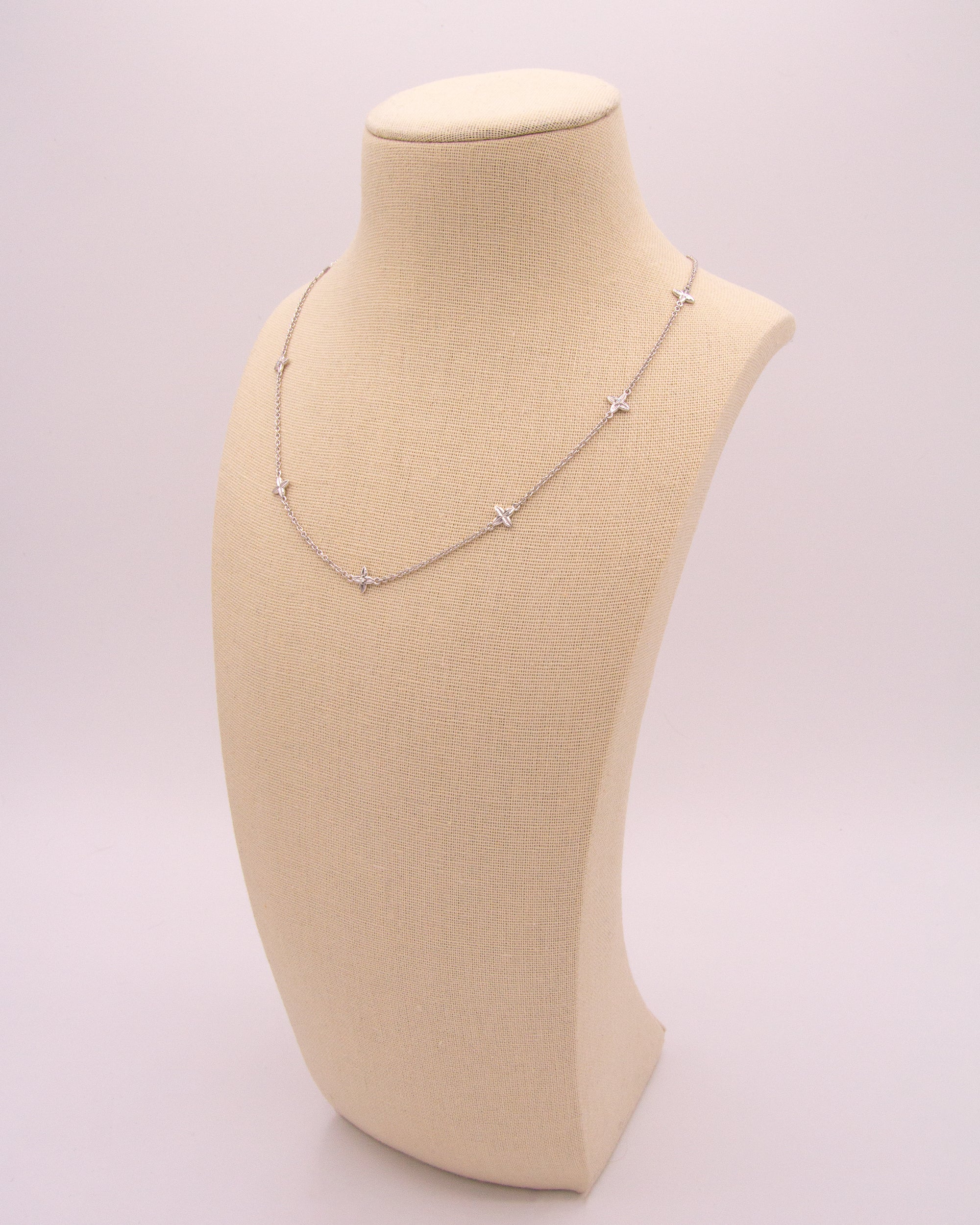 The Flora Station Necklace White Gold